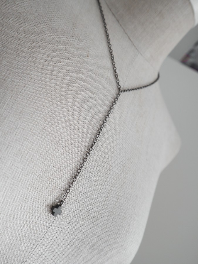 210 | Pilkas pliuso vėrinys