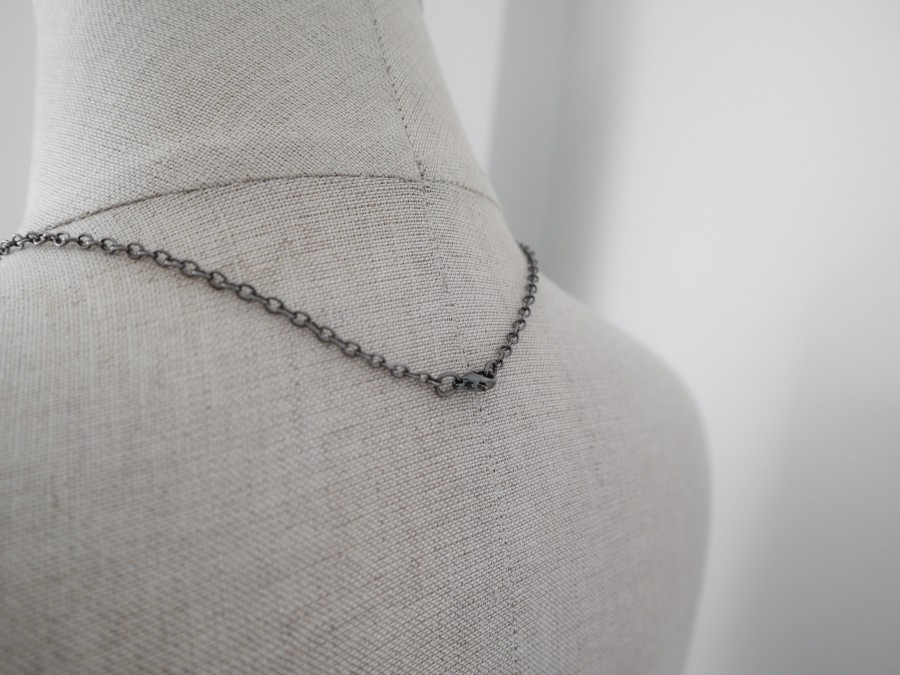 210 | Pilkas pliuso vėrinys