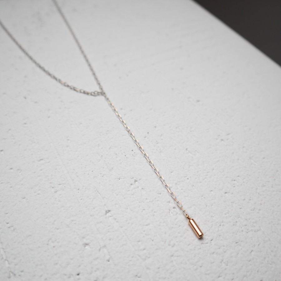 296 | Minimalistinė balta grandinėlė