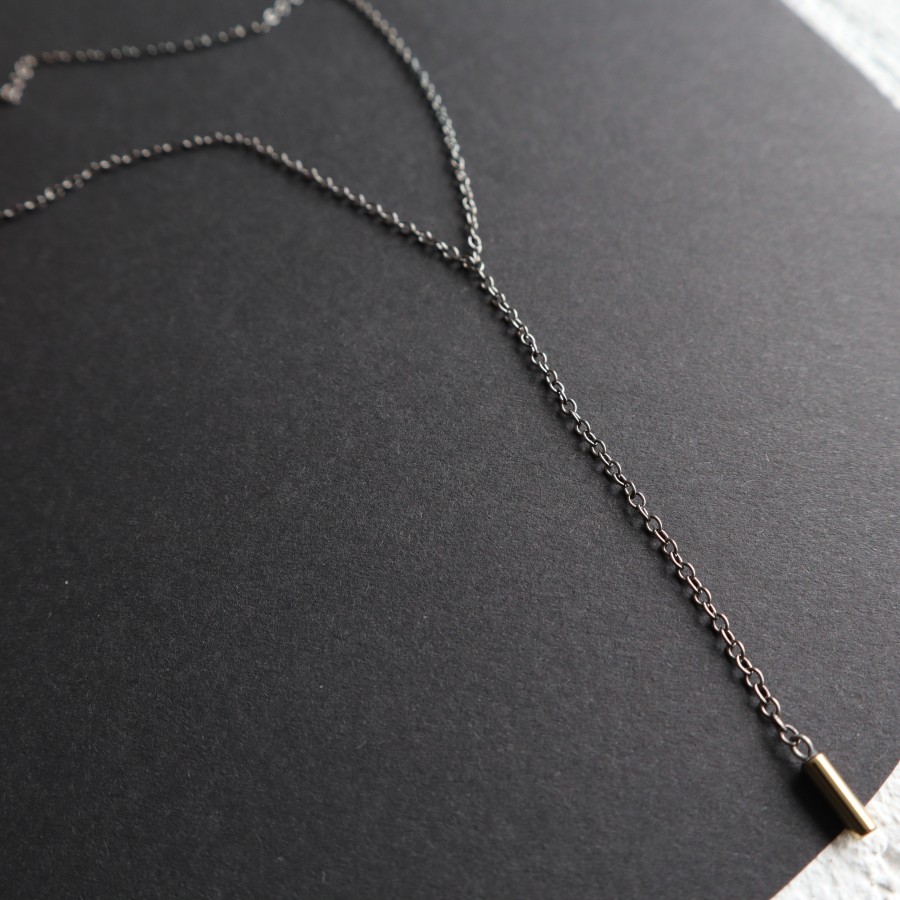 305 | Minimalistinė juodinta grandinėlė